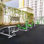 Great Location Studio Room At Springlake Summarecon Bekasi Apartment By Travelio