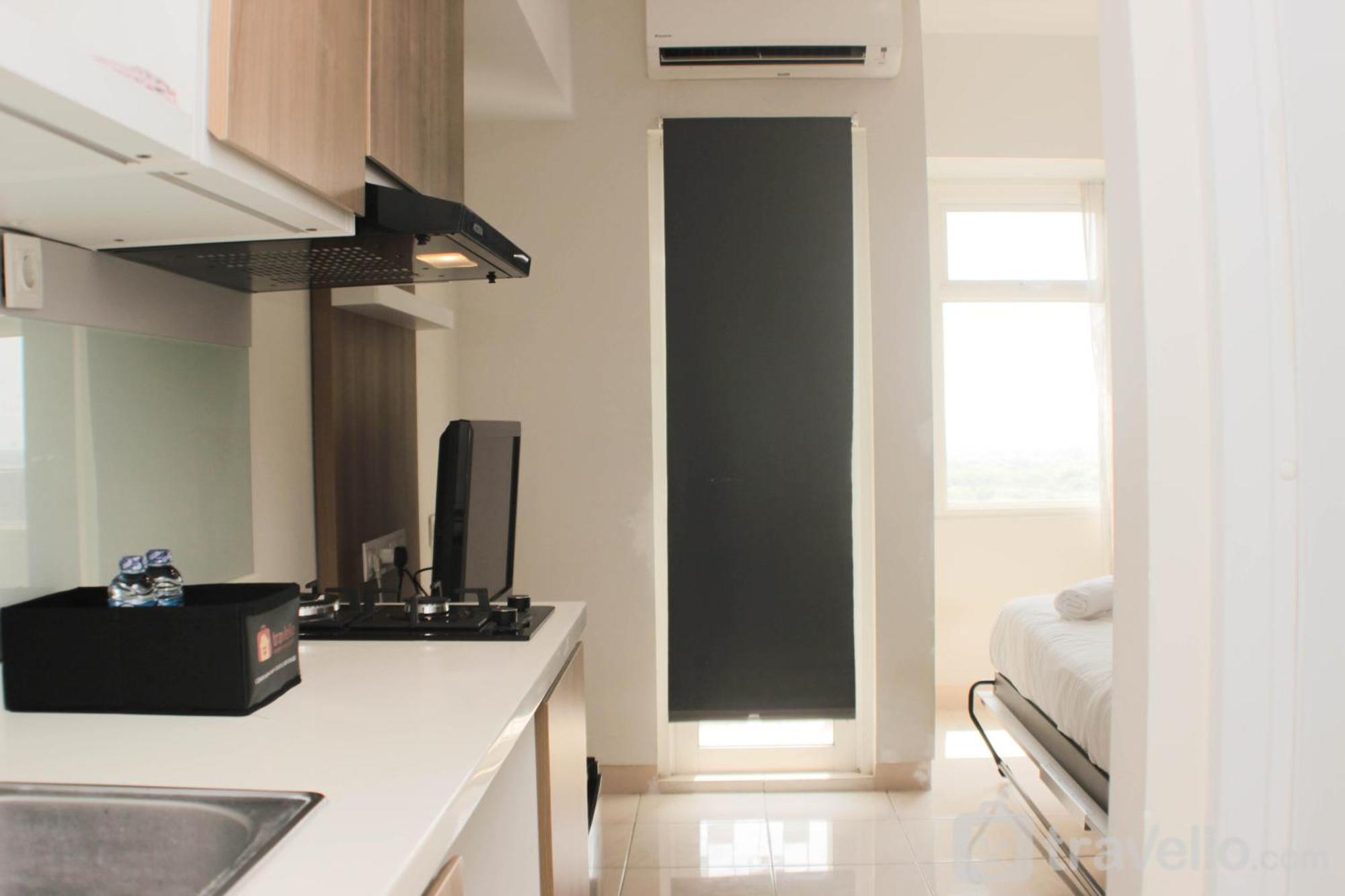 Great Location At Springlake Summarecon By Travelio Apartemen