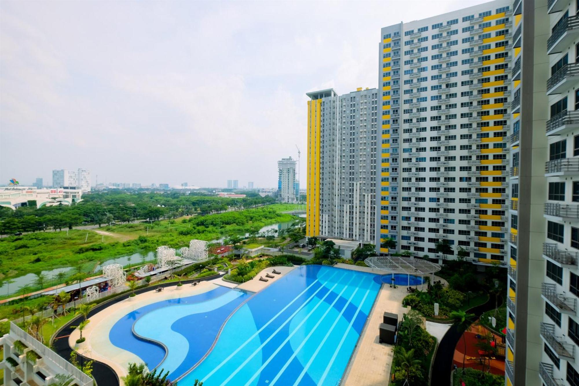 Apartemen Great Location At Springlake Summarecon By Travelio Bekasi